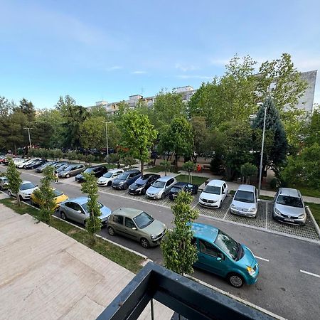 Eleven Lägenhet Podgorica Exteriör bild